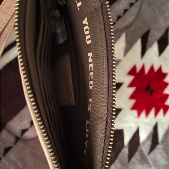 STS Ranchwear clutch/wallet - Picture 2 of 3